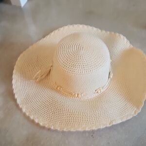 Elegant Cream Sun Hat